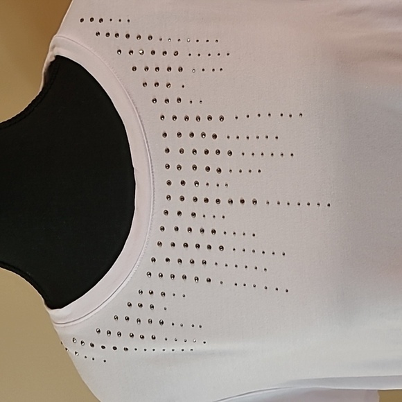 • Laura • White Embellished Women's Top - Picture 2 of 8